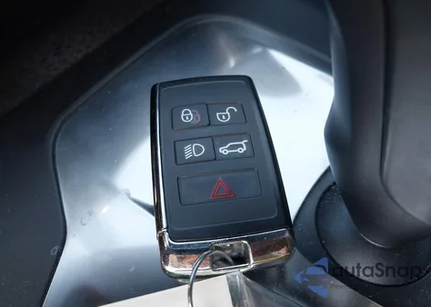 2018 Jaguar E-Pace Se из США, поврежденный, VIN SADFP2FX4J1Z14371